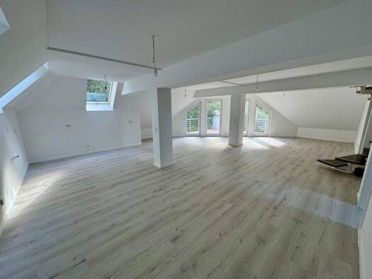 Wohnung zur Miete 1.698 € 3 Zimmer 97 m² EG frei ab 01.01.2026 Heerstraße 613/615 Spandau Berlin 13591