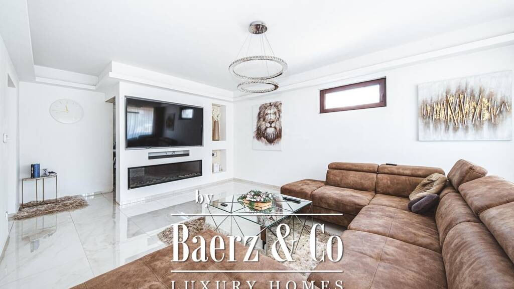 Stadthaus zum Kauf 1.050.000 € 8 Zimmer 510 m² 394 m² Grundstück stenjevec