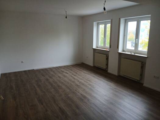 Wohnung zur Miete 560 € 2 Zimmer 58 m² Geschoss 1/2 Turnstraße 16 Garching Garching an der Alz 84518
