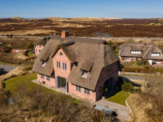 Einfamilienhaus zum Kauf 5 Zimmer 200 m² 1.137 m² Grundstück List auf Sylt 25992