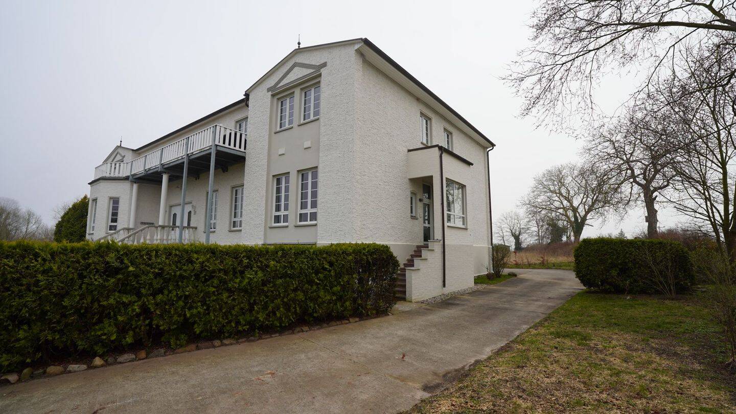 Immobilie in Hohenkirchen - Zwei möblierte Wohnungen in historischem Gutshaus nahe der Ostsee - Bild 4