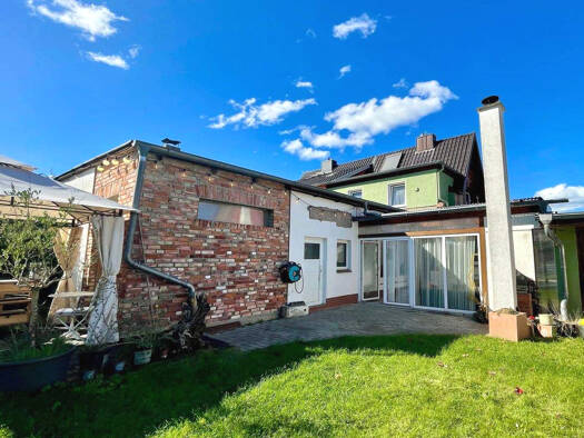 Doppelhaushälfte zum Kauf 549.000 € 5 Zimmer 120,3 m² 718 m² Grundstück Dierkow-Neu Rostock 18146