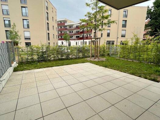 Wohnung zur Miete 1.616 € 4 Zimmer 108 m² EG Deutenbacher Str. 24 Stein 90547