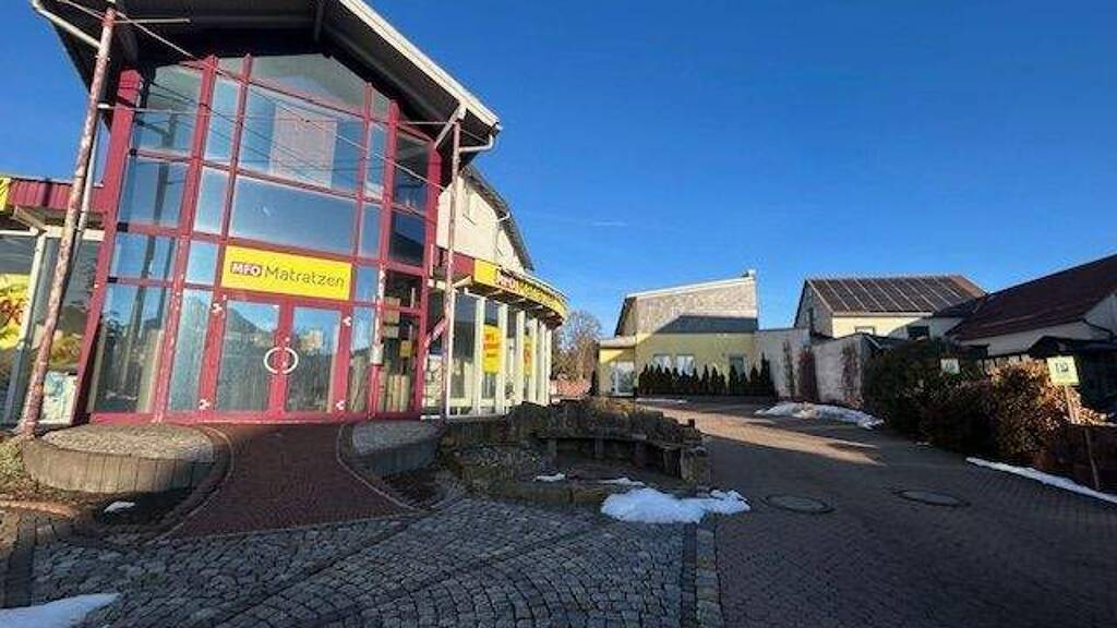 Mehrfamilienhaus zum Kauf als Kapitalanlage geeignet 1.100.000 € 28 Zimmer 896 m² 2.027 m² Grundstück Erfurter Straße 8 Ilmenau 98693