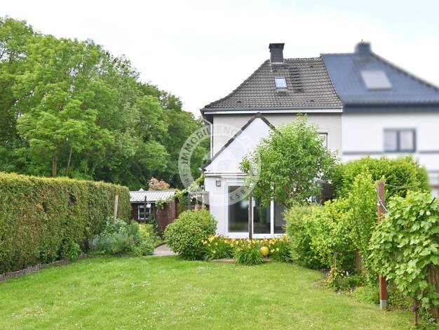 Doppelhaushälfte zum Kauf 299.000 € 3 Zimmer 84 m² 357 m² Grundstück Westrich Dortmund 44388