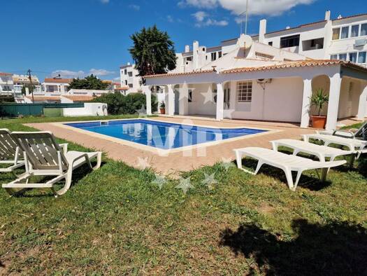 Haus zum Kauf 1.080.000 € 120 m² 785 m² Grundstück Albufeira e Olhos de Água 8200