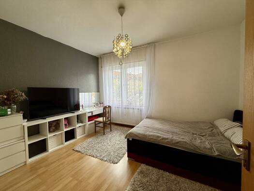 Wohnung zum Kauf 139.000 € 2,5 Zimmer 64,6 m² 3 Geschosse Holsterhausen Stadtbezirk III 45147
