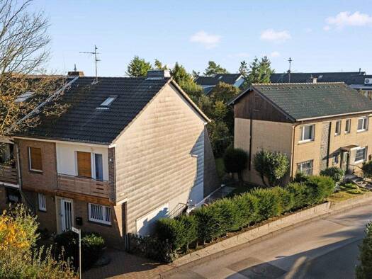 Mehrfamilienhaus zum Kauf 650.000 € 10 Zimmer 232 m² 538 m² Grundstück Hochdahl Erkrath 40699