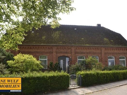 Einfamilienhaus zum Kauf 109.000 € 7 Zimmer 179 m² 1.201 m² Grundstück Tramm Tramm 19089