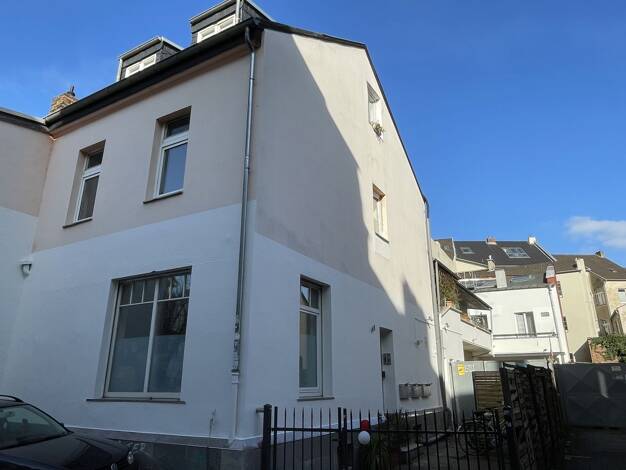 Mehrfamilienhaus zum Kauf als Kapitalanlage geeignet 1.348.000 € 400 m² 334 m² Grundstück Zentrum Bonn 53111