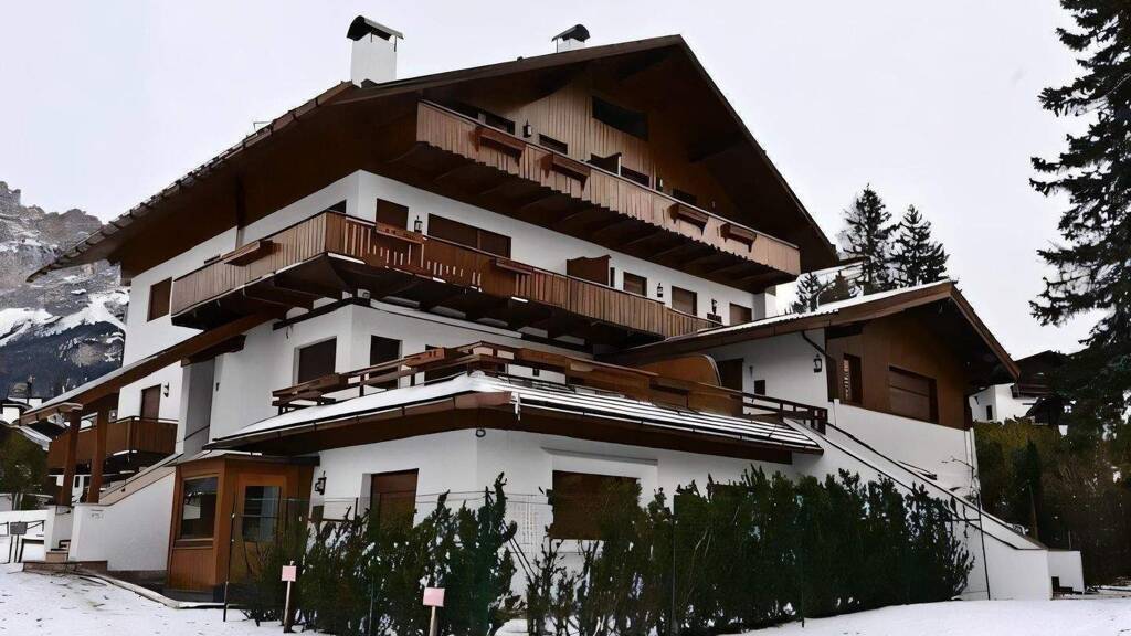 Wohnung zur Miete 15.000 € 5 Zimmer 120 m² 2. Geschoss Cortina d Ampezzo 32043