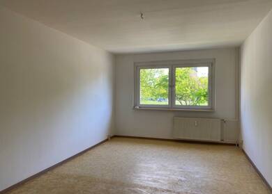 Wohnung zur Miete 253 € 1 Zimmer 39,5 m² EG Max-Planck-Ring 8 Oschersleben Oschersleben 39387