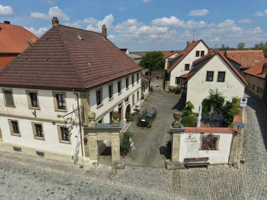 Gastronomie/Hotel zum Kauf 730.000 € 143,8 m² Gastrofläche Abtswind 97355
