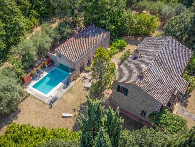 Bauernhaus zum Kauf 880.000 € 12 Zimmer 314 m² 11.000 m² Grundstück Perugia 06100