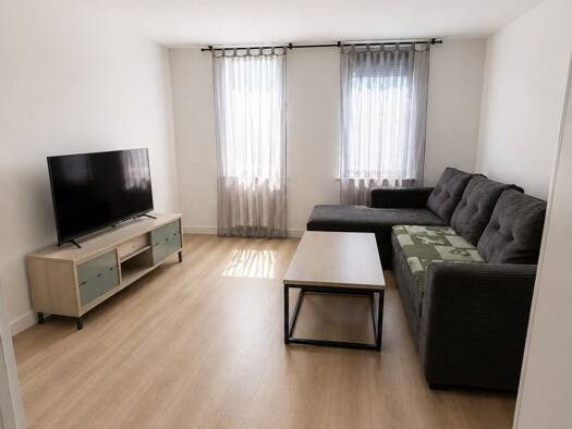 Wohnung zur Miete 990 € 6 Zimmer 110 m² frei ab sofort Schöningen Schöningen 38364