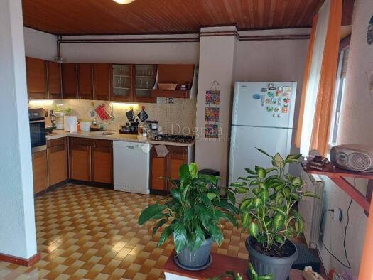 Wohnung zum Kauf 270.000 € 4 Zimmer 162 m² Geschoss EG/2 Marinići, Viškovo Viškovo 51216