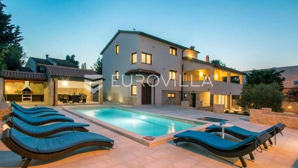 Haus zum Kauf 1.250.000 € 5 Zimmer 329 m² Premantura Stari Medulin 52100