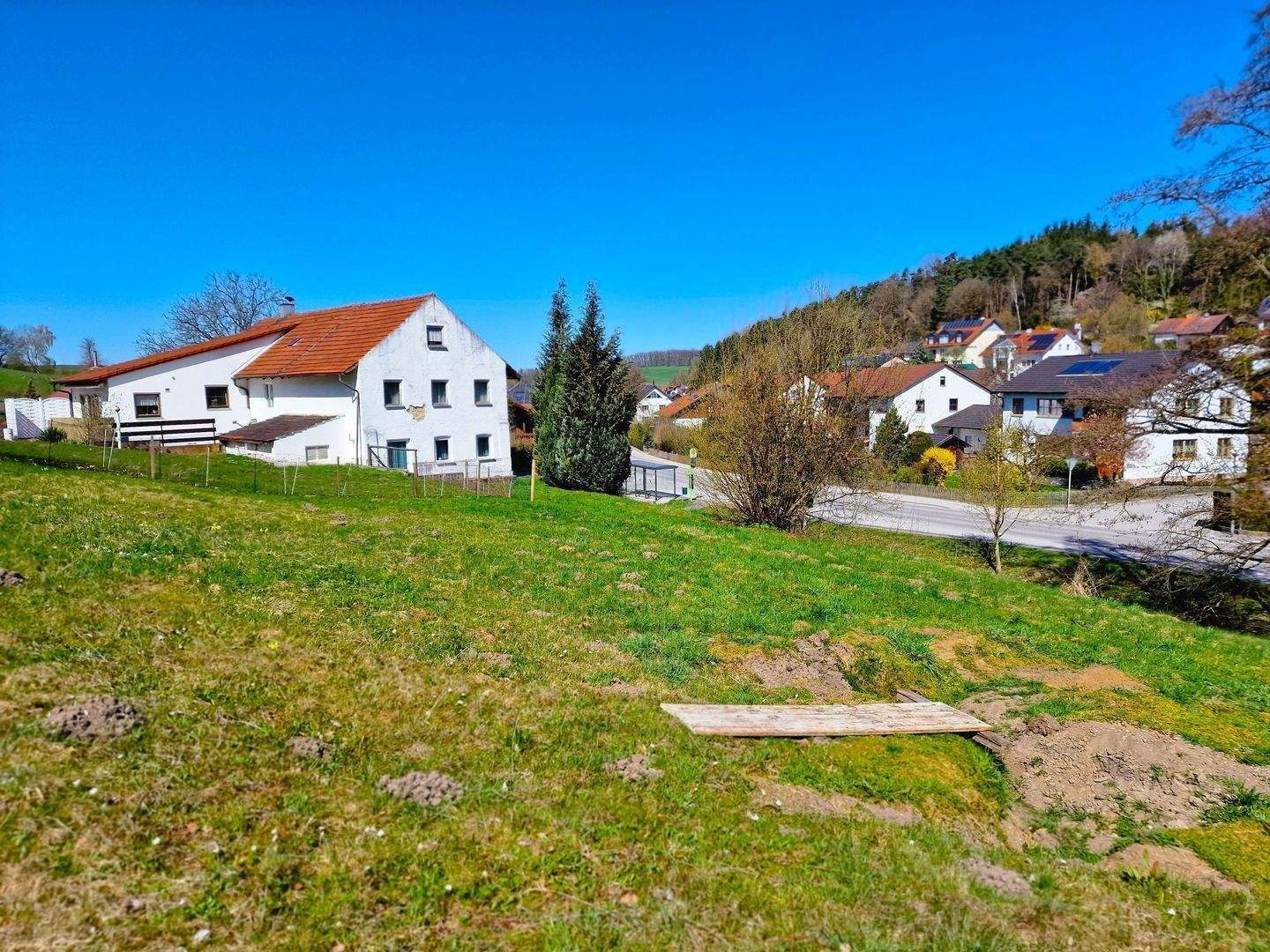 Haus zum Kauf - Ansicht 2