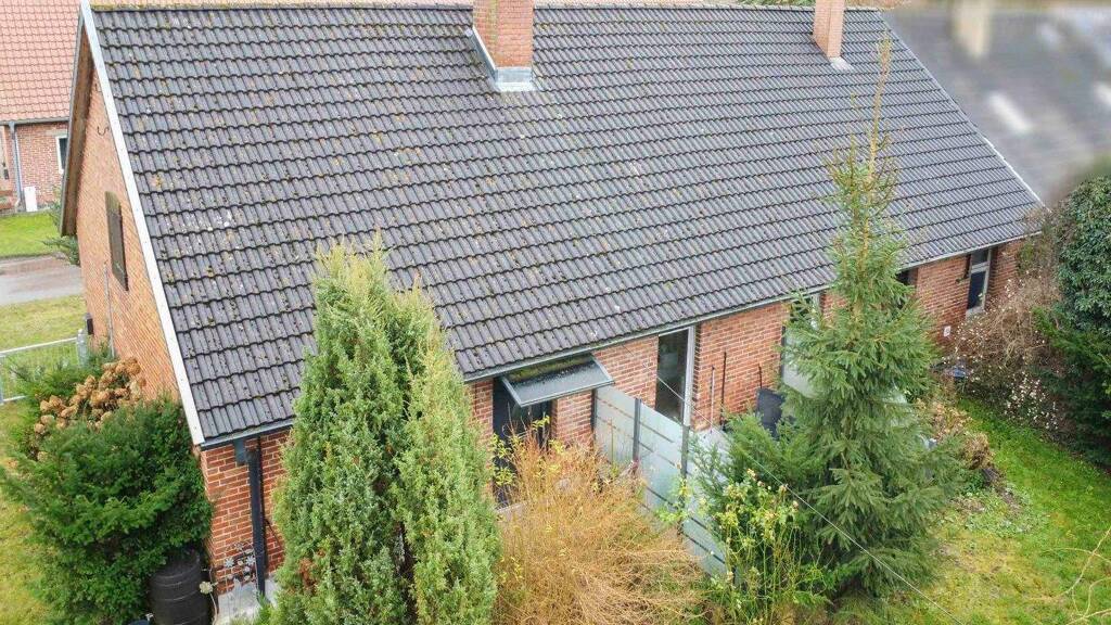 Doppelhaushälfte zum Kauf 105.000 € 5 Zimmer 120 m² 4.391 m² Grundstück Wohsen Eixen 18334