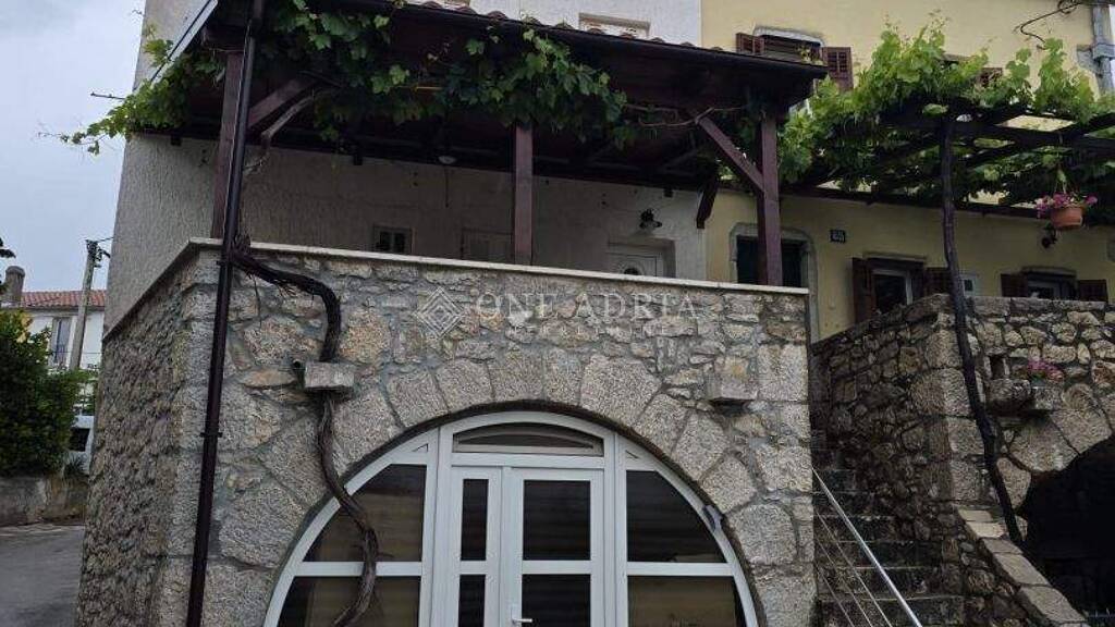 Doppelhaushälfte zum Kauf 320.000 € 3 Zimmer Punat 51521