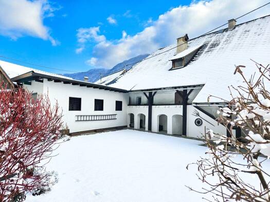 Haus zum Kauf 590.000 € 285 m² 743 m² Grundstück Steinfeld 9754