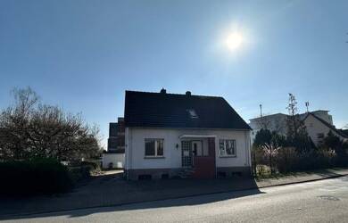 Einfamilienhaus zum Kauf 359.000 € 5 Zimmer 120 m² 813 m² Grundstück Nordlünen Lünen 44532