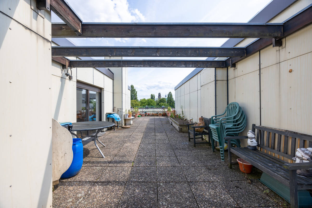 Property thumbnail 9