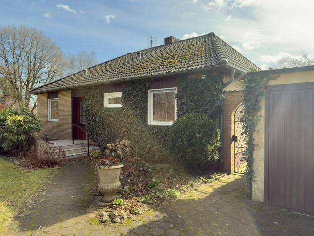 Einfamilienhaus zum Kauf 275.000 € 3 Zimmer 102 m² 829 m² Grundstück Negernbötel 23795