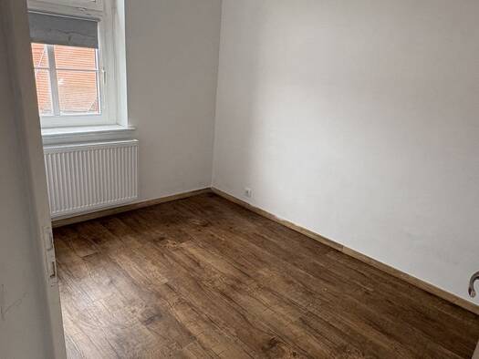 Wohnung zum Kauf 79.000 € 2 Zimmer 60 m² Naumburg 06618