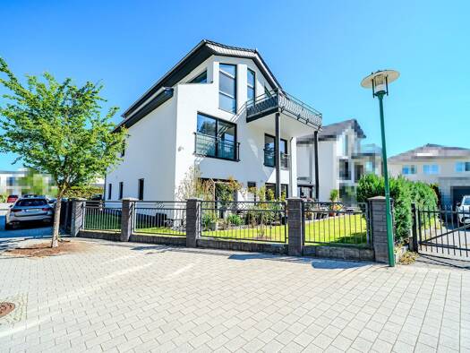 Einfamilienhaus zum Kauf provisionsfrei 1.190.000 € 7 Zimmer 316 m² 460 m² Grundstück Potsdam 14467