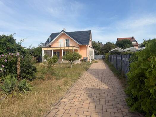 Einfamilienhaus zur Miete 2.200 € 10 Zimmer 165 m² frei ab sofort Bruchköbel Bruchköbel 63486