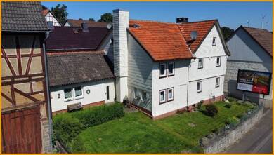 Einfamilienhaus zum Kauf provisionsfrei 129.000 € 7 Zimmer 140 m² 700 m² Grundstück Romrod Romrod 36329