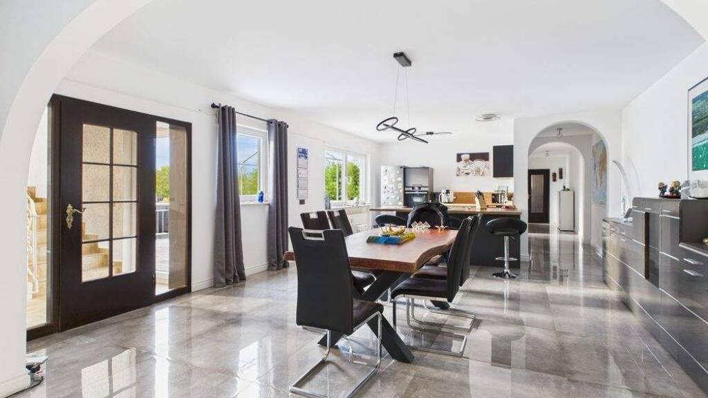 Maisonette zum Kauf 339.000 € 6 Zimmer 200 m² Schwalbach 66773