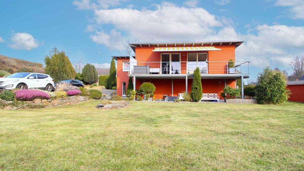 Einfamilienhaus zum Kauf 274.900 € 4 Zimmer 125 m² 905 m² Grundstück Hainichen 09661