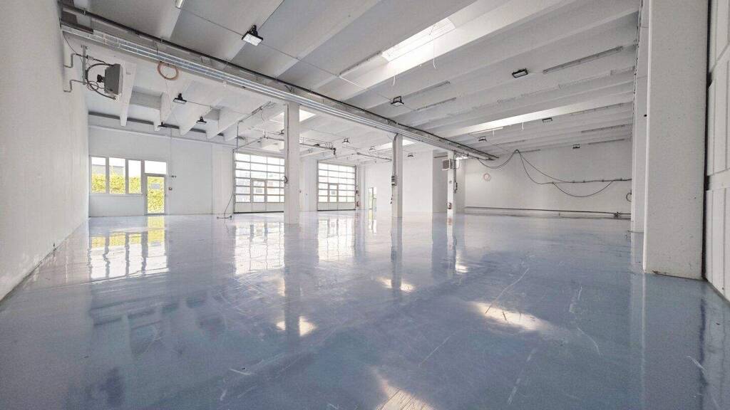 Produktionshalle zur Miete 5.460 € 420 m² Lagerfläche Korneuburg 2100