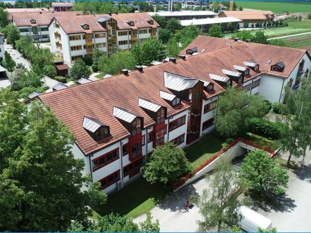 Bürogebäude zur Miete 14.325 € 18 Zimmer 1.146 m² Bürofläche Oberhaching 82041