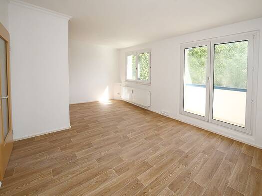 Wohnung zur Miete 349 € 3 Zimmer 56,5 m² 4. Geschoss frei ab sofort Caspar-Güttel-Straße 6 Lutherstadt Eisleben Eisleben 06295