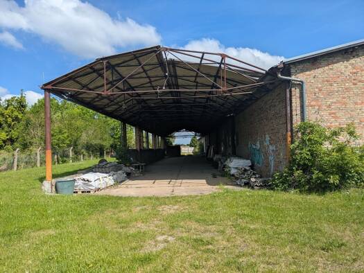 Lagerhalle zum Kauf 300.000 € 1.500 m² Lagerfläche Neukalen Neukalen 17154