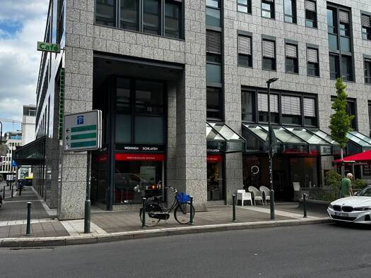 Laden zur Miete 5.595 € 208 m² Verkaufsfläche Angermund Stadtbezirk 5 40212