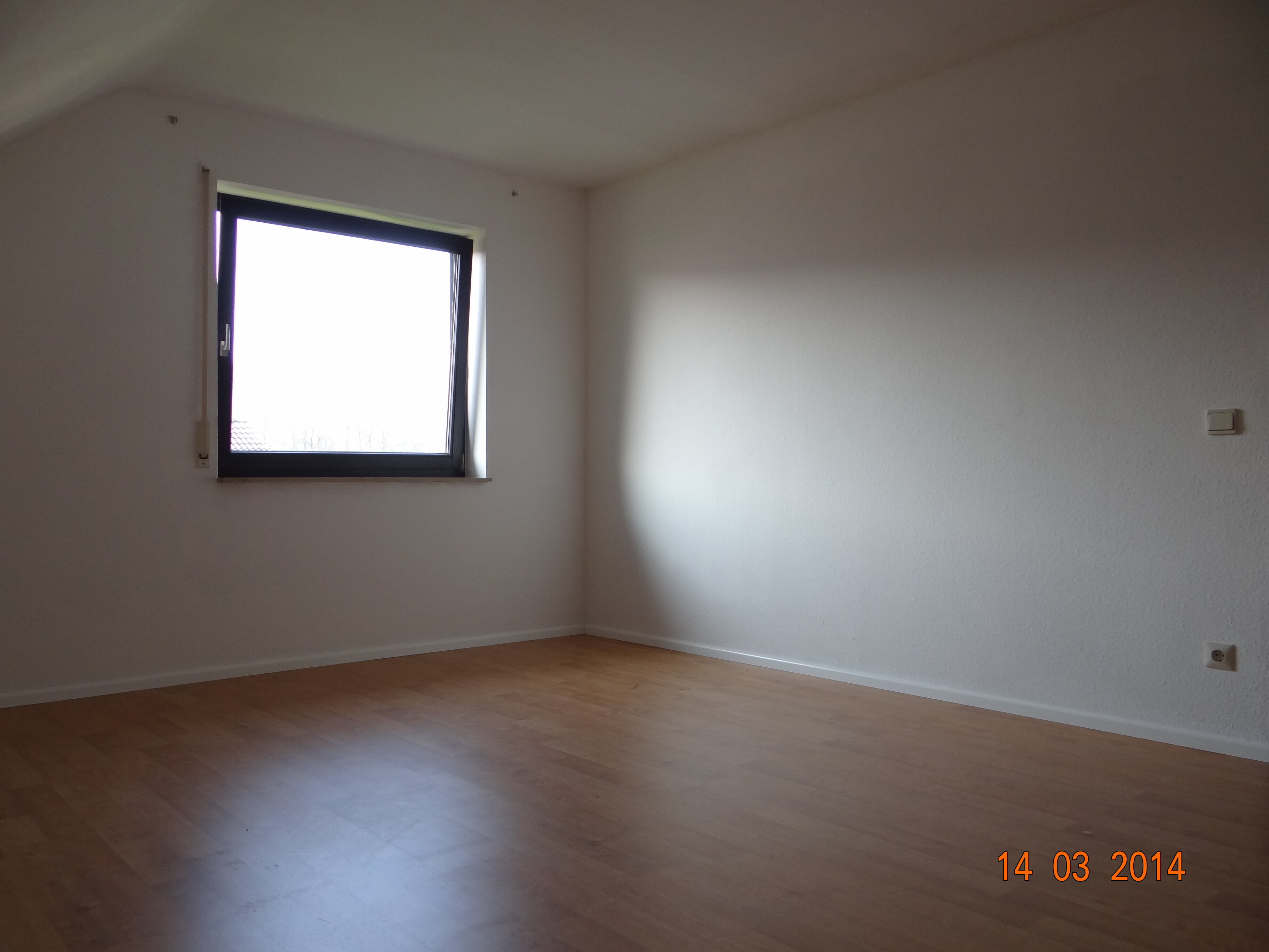 Wohnung zur Miete 750 € 3 Zimmer 80 m²<br/>Wohnfläche 2.<br/>Geschoss 01.06.2025<br/>Verfügbarkeit Lohmar Lohmar 53797