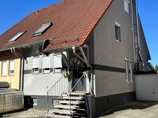 Doppelhaushälfte zum Kauf 335.000 € 5 Zimmer 125 m² 360 m² Grundstück Kötschlitz Leuna 06237