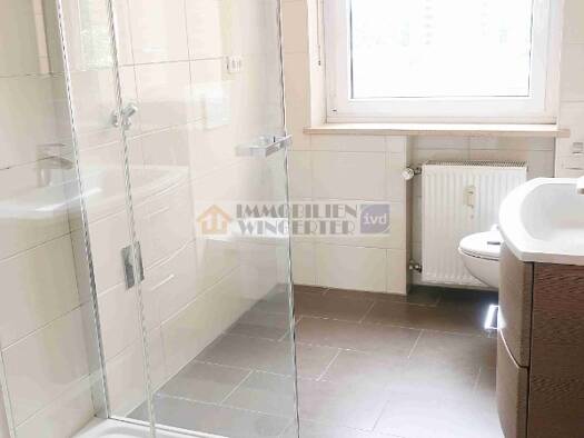 Wohnung zum Kauf 199.500 € 2 Zimmer 58,4 m² Neutraubling 93073