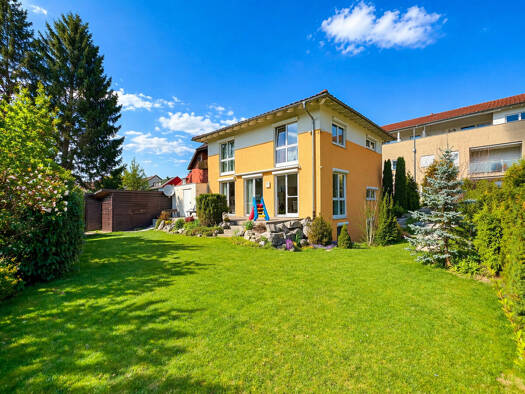 Einfamilienhaus zum Kauf 699.000 € 5,5 Zimmer 186,5 m² 574 m² Grundstück frei ab sofort Bad Dürrheim Bad Dürrheim 78073