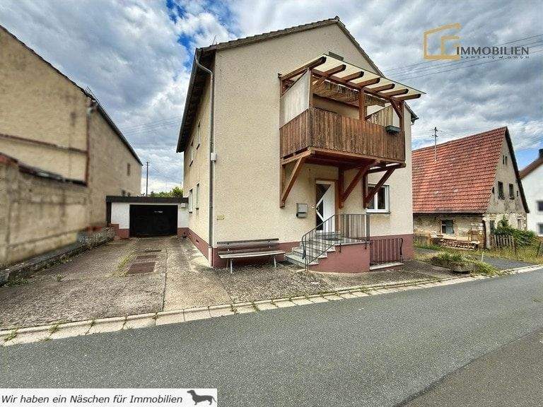 Immobilie in Scheßlitz - Zweifamilienhaus mit viel Raum für Hobby & Handwerk - Bild 0