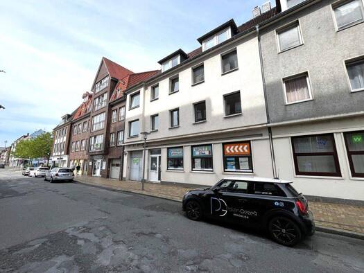 Wohnung zur Miete 581 € 2 Zimmer 69,1 m² 2. Geschoss frei ab sofort Mitte Bremerhaven 27568