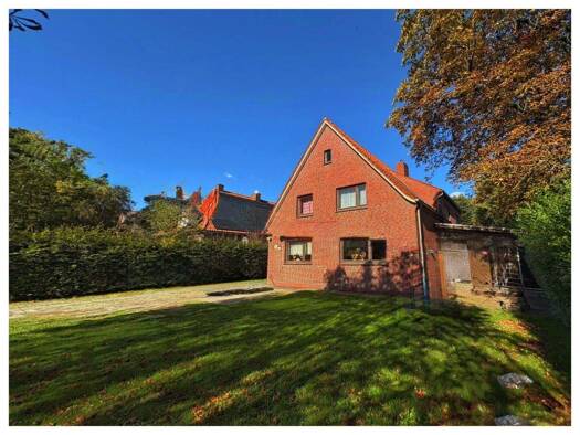 Haus zum Kauf 399.000 € 10 Zimmer 252,2 m² 1.299 m² Grundstück Innenstadt Aurich 26603