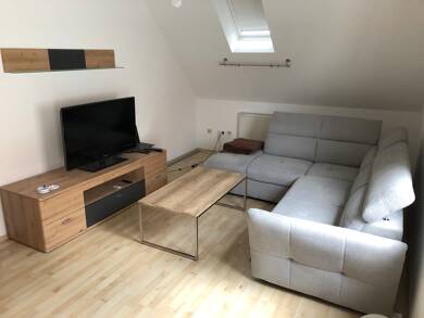 Wohnung zur Miete 880 € 3 Zimmer 84 m² Dachgeschoss, 1. Geschoss frei ab sofort Dörflas Aurachtal 91086