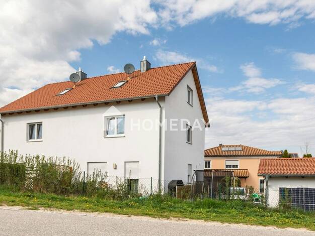 Doppelhaushälfte zum Kauf 429.000 € 4 Zimmer 107,8 m² 381 m² Grundstück Rohr Rohr i.NB 93352