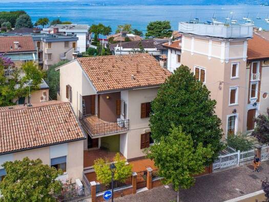Haus zum Kauf 1.600.000 € 294 m² Via Dante Alighieri 27 Bardolino (VR) 37011