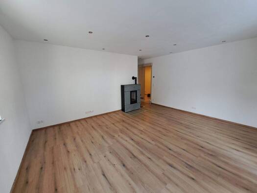 Wohnung zur Miete 670 € 1 Zimmer 44 m² 1. Geschoss frei ab sofort Henndorf am Wallersee 5302